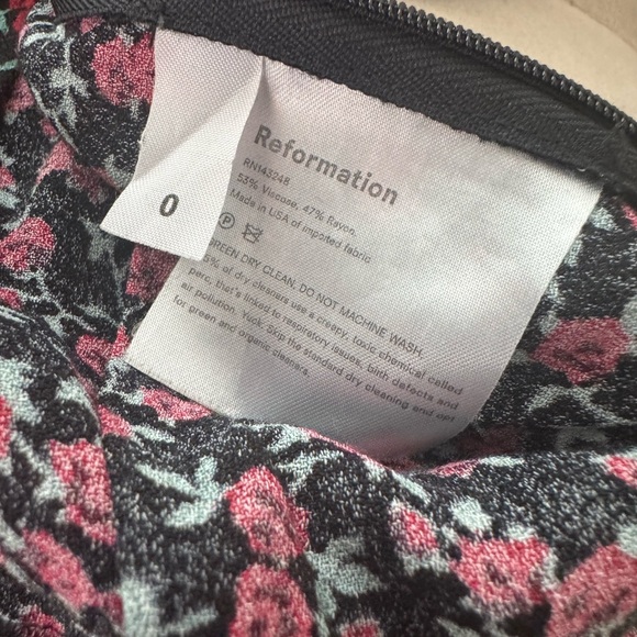 🌹Reformation barb crop top🌹 - Picture 11 of 11